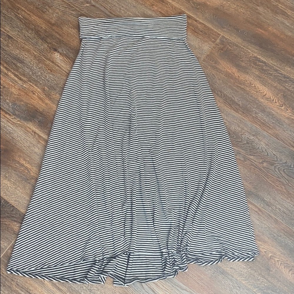 LuLaRoe Maxi Skirt M